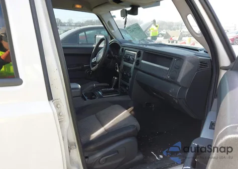 2010 Jeep Commander Sport из США, поврежденный, VIN 1J4RG4GK6AC106822